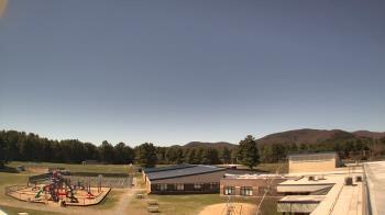 Weather camera view of Stuart M Townsend Elementary School.