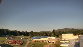 Weather camera view of Stuart M Townsend Elementary School.