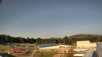 Weather camera view of Stuart M Townsend Elementary School.