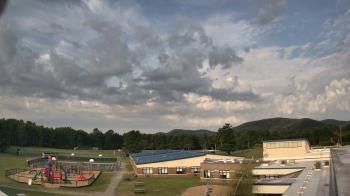Weather camera view of Stuart M Townsend Elementary School.