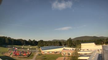 Weather camera view of Stuart M Townsend Elementary School.