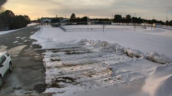 Weather camera view of Laker ES.