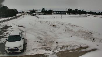 Weather camera view of Laker ES.