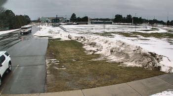 Weather camera view of Laker ES.