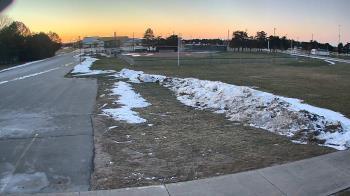 Weather camera view of Laker ES.