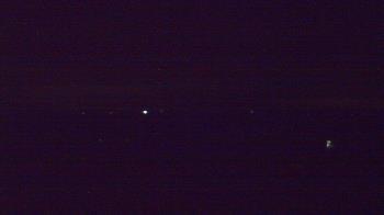 Weather camera view of Lowell MS.