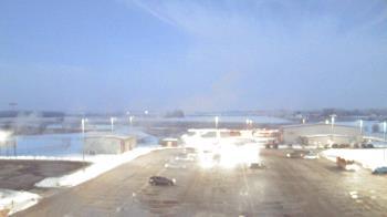 Weather camera view of Lowell MS.