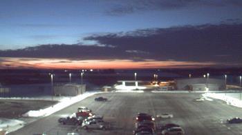 Weather camera view of Lowell MS.