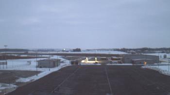 Weather camera view of Lowell MS.