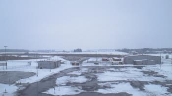 Weather camera view of Lowell MS.