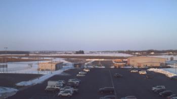 Weather camera view of Lowell MS.