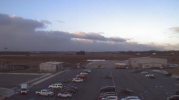 Weather camera view of Lowell MS.