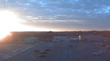 Weather camera view of Lowell MS.