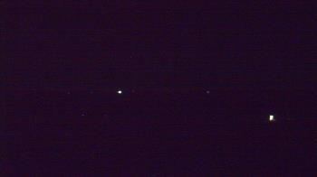 Weather camera view of Lowell MS.