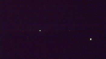 Weather camera view of Lowell MS.