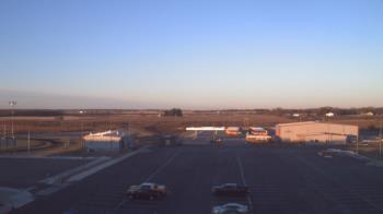 Weather camera view of Lowell MS.