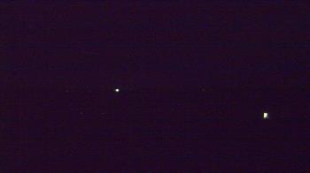 Weather camera view of Lowell MS.