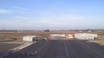 Weather camera view of Lowell MS.