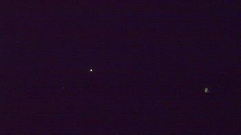 Weather camera view of Lowell MS.