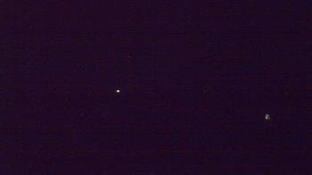 Weather camera view of Lowell MS.