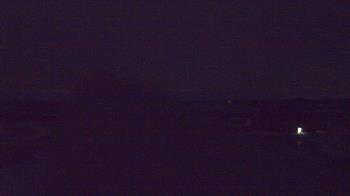 Weather camera view of Lowell MS.