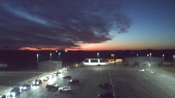 Weather camera view of Lowell MS.