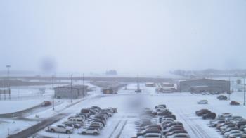 Weather camera view of Lowell MS.