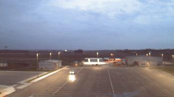 Weather camera view of Lowell MS.