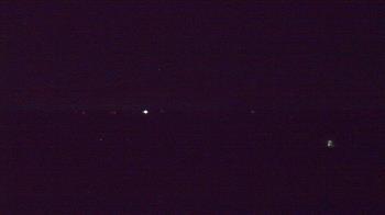 Weather camera view of Lowell MS.