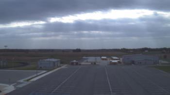 Weather camera view of Lowell MS.