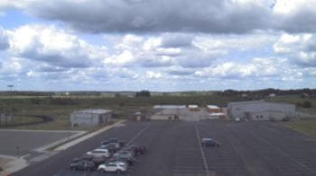 Weather camera view of Lowell MS.