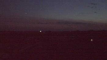 Weather camera view of Lowell MS.