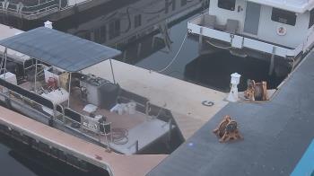 Weather camera view of Lake Powell Resorts and Marinas - Wahweap Marina.