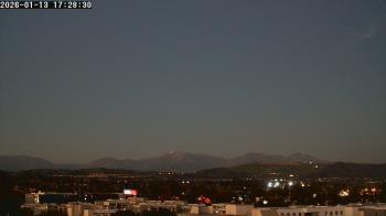 Weather camera view of LSN06 - California State University Fullerton.