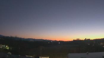 Weather camera view of Luray Middle School.