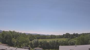 Weather camera view of Luray Middle School.