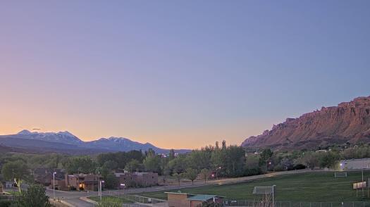 Weather camera view of Grand County HS.