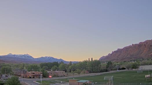 Weather camera view of Grand County HS.