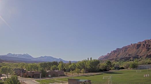 Weather camera view of Grand County HS.