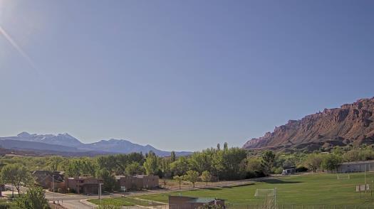 Weather camera view of Grand County HS.