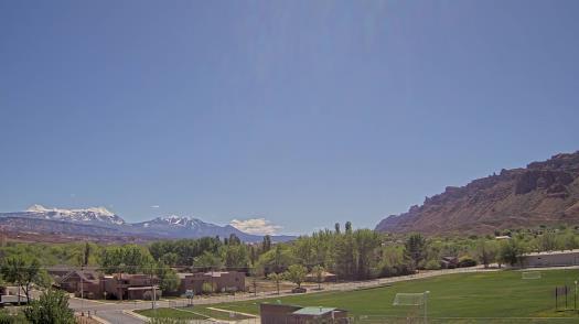Weather camera view of Grand County HS.
