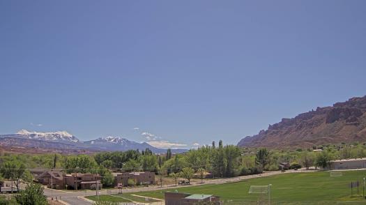 Weather camera view of Grand County HS.