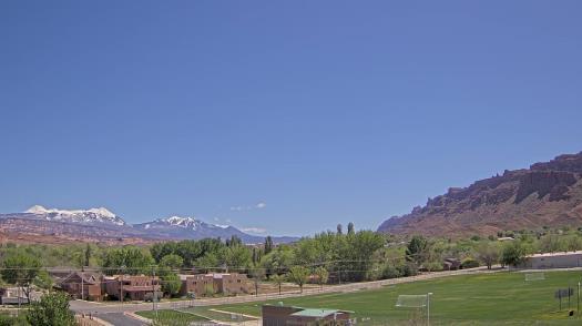 Weather camera view of Grand County HS.