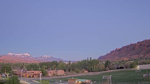 Weather camera view of Grand County HS.