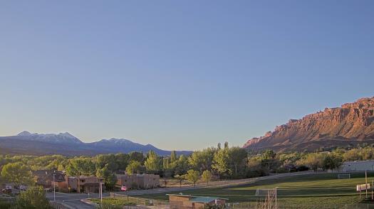 Weather camera view of Grand County HS.