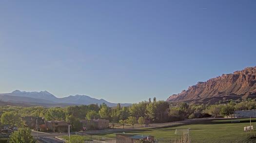 Weather camera view of Grand County HS.