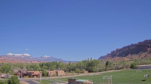 Weather camera view of Grand County HS.