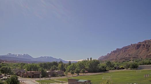 Weather camera view of Grand County HS.