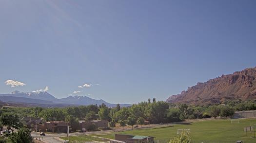 Weather camera view of Grand County HS.