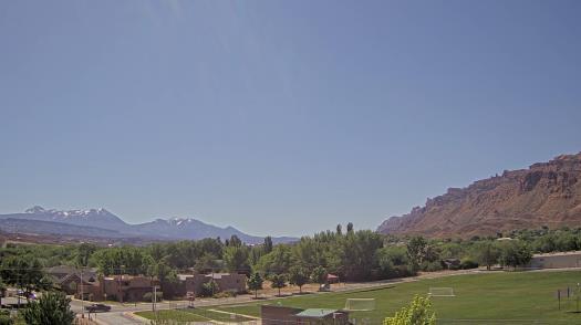 Weather camera view of Grand County HS.